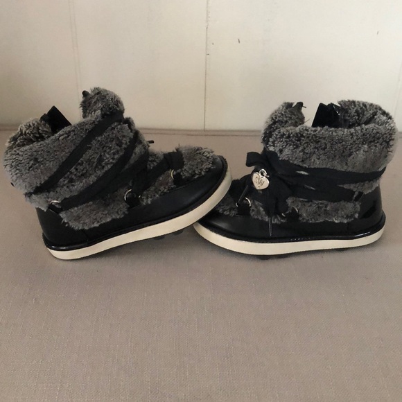 Fur snow boots - Picture 2 of 3